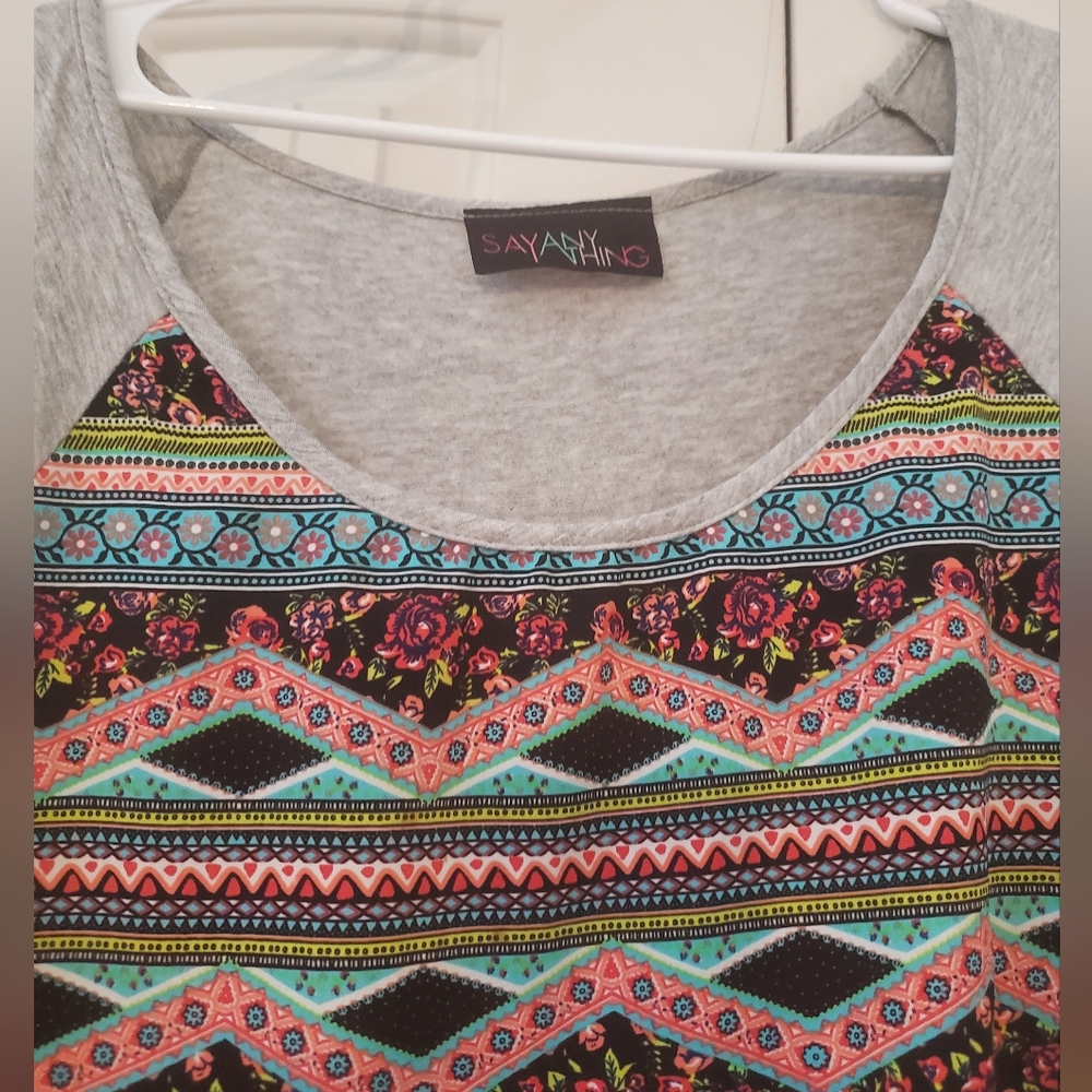 Shirt🍒 - Picture 8 of 13